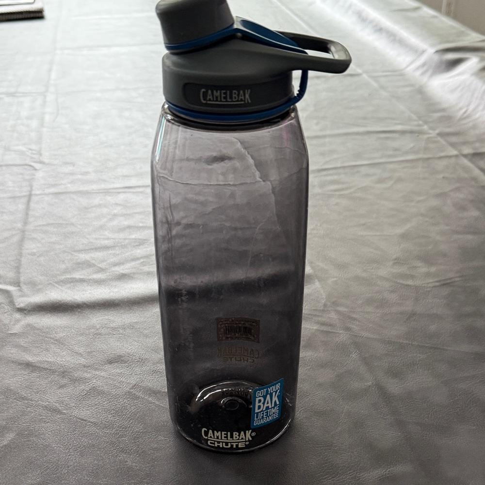 CamelBak Chute Bottle - Black and Blue